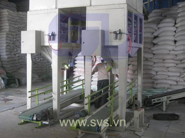 Cân đóng bao hạt 3 phễu cân định lượng cửa cân 3 cấp PM03 - chuyên dùng cho cân đóng bao nguyên liệu dạng hạt