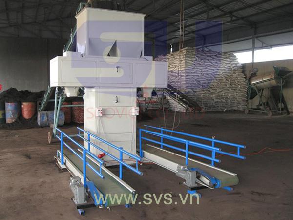 Cân đóng bao định lượng vít tải trực tiếp PM15 - chuyên dùng cho cân đóng bao phân hữu cơ vi sinh