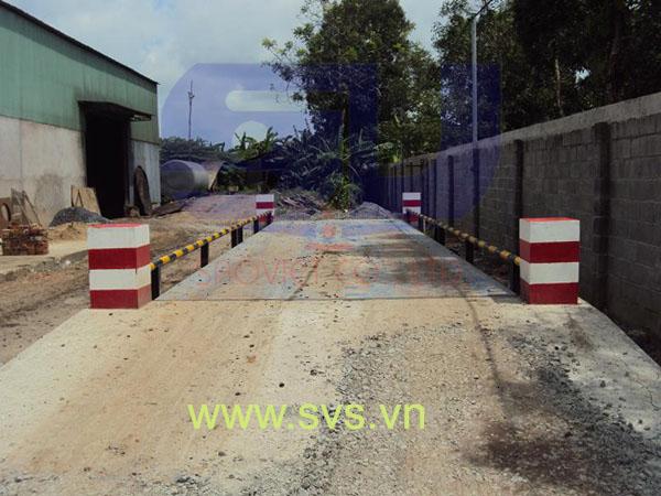 Cân ô tô cân xe tải bàn cân thép kiểu cân nổi TS03