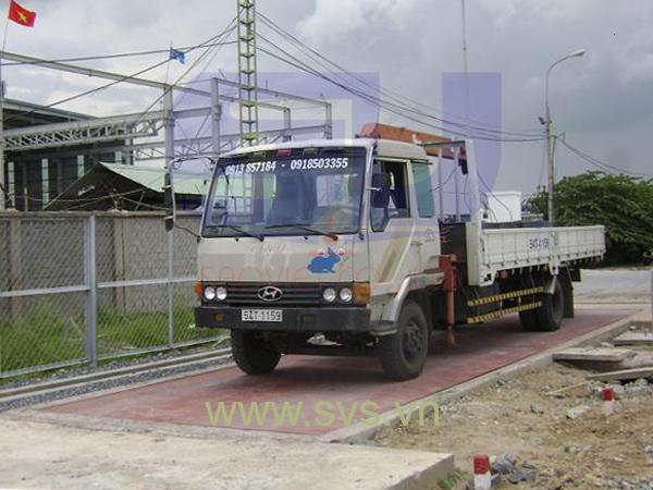 Cân ô tô cân xe tải bàn cân thép kiểu cân chìm TS04